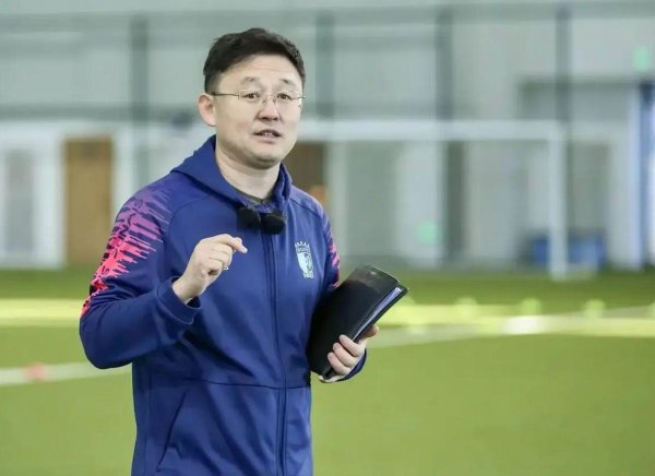 奕道配资 学员母亲控诉孙继海：黑中介！索要18万阻止孩子退队 良心在哪？